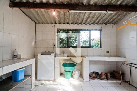 Casa à venda com 600m², 6 quartos e 1 vagaÁrea de Serviço