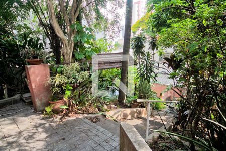 Casa à venda com 600m², 6 quartos e 1 vagaÁrea externa