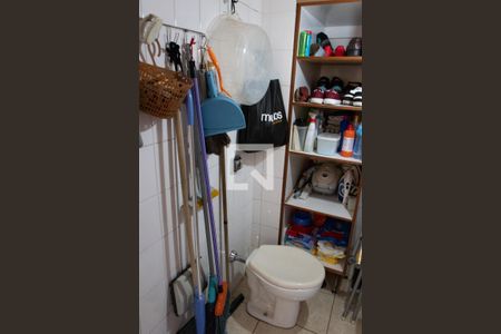 Apartamento à venda com 114m², 3 quartos e 1 vagaBANHEIRO DA ÁREA DE SERVIÇO