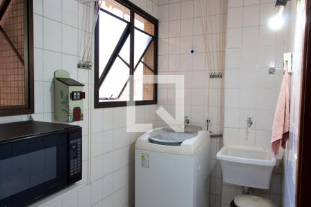 Apartamento à venda com 114m², 3 quartos e 1 vagaÁREA DE SERVIÇO