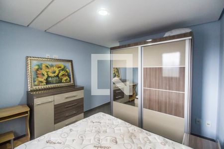 Casa de condomínio à venda com 60m², 2 quartos e 2 vagasSuíte