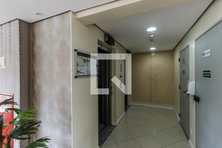 Casa de condomínio à venda com 60m², 2 quartos e 2 vagasHall social