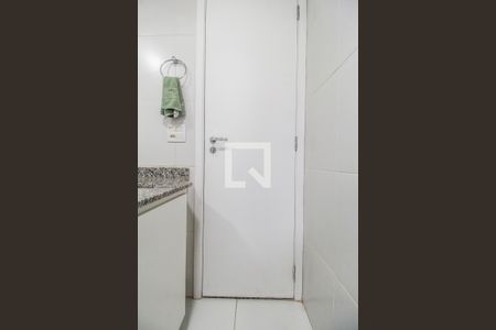 Casa de condomínio à venda com 60m², 2 quartos e 2 vagasBanheiro 2