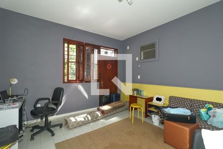 Quarto Suíte de casa à venda com 3 quartos, 459m² em Três Figueiras, Porto Alegre