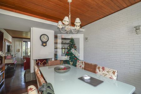 Sala de casa à venda com 3 quartos, 459m² em Três Figueiras, Porto Alegre