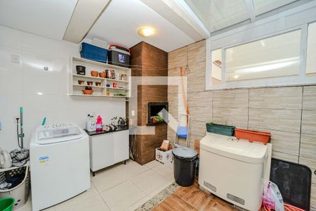 Casa de condomínio à venda com 191m², 3 quartos e 2 vagasÁrea de serviço