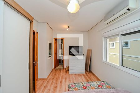 Casa de condomínio à venda com 191m², 3 quartos e 2 vagasSuíte