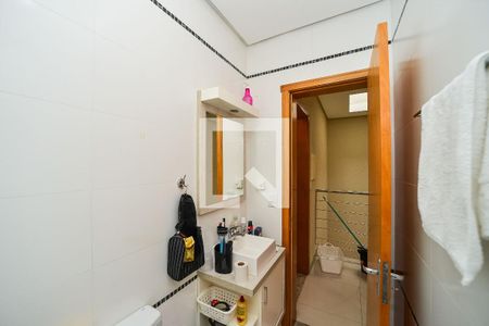 Casa de condomínio à venda com 191m², 3 quartos e 2 vagasBanheiro Social