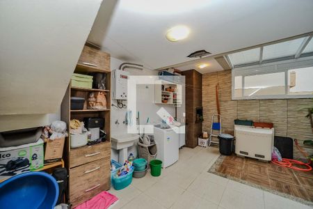 Casa de condomínio à venda com 191m², 3 quartos e 2 vagasÁrea de serviço