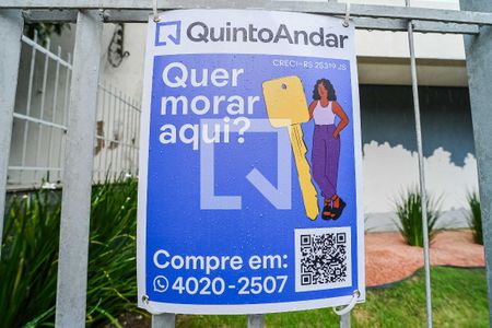 Casa de condomínio à venda com 191m², 3 quartos e 2 vagasPlaca