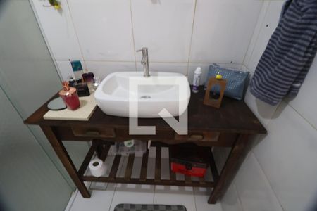 Casa à venda com 200m², 4 quartos e 2 vagasBanheiro 1