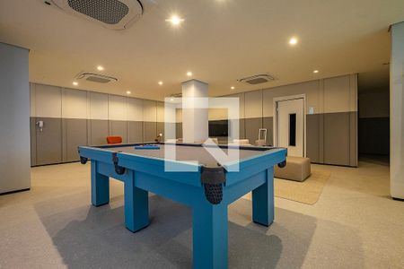 Apartamento para alugar com 64m², 2 quartos e 1 vagaÁrea comum