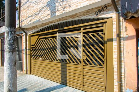 Fachada de casa para alugar com 1 quarto, 25m² em Vila Linda, Santo André