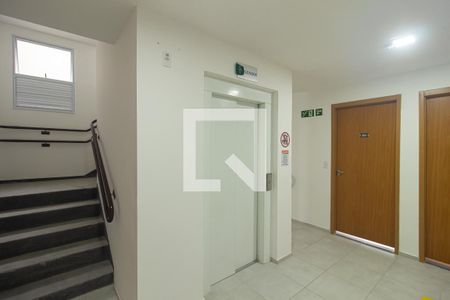 Apartamento para alugar com 45m², 2 quartos e 1 vagaElevador