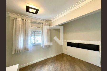 Apartamento para alugar com 274m², 4 quartos e 3 vagas Apartamento para alugar com 274m², 4 quartos e 3 vagasSuíte Master
