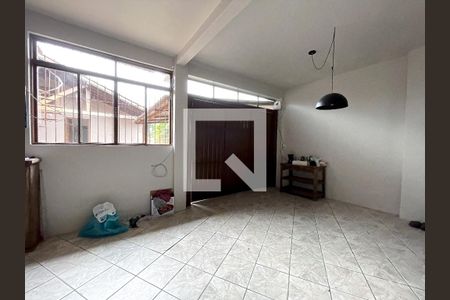 Casa para alugar com 110m², 3 quartos e 1 vagaÁrea comum