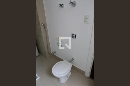 Apartamento à venda com 141m², 3 quartos e 1 vagaBanheiro da Suíte