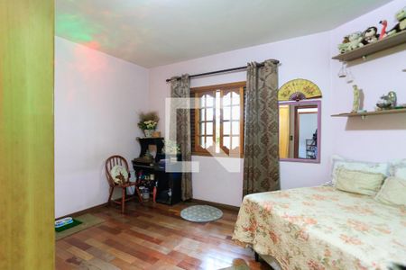 Casa à venda com 230m², 4 quartos e 4 vagas Casa à venda com 230m², 4 quartos e 4 vagasQuarto 1