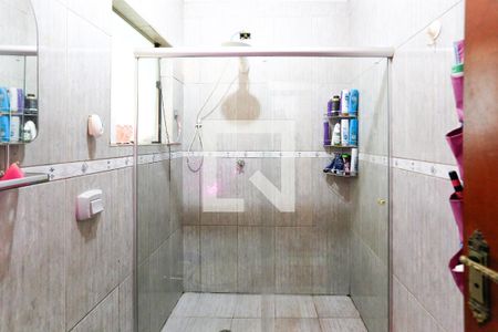 Casa à venda com 230m², 4 quartos e 4 vagas Casa à venda com 230m², 4 quartos e 4 vagasBanheiro