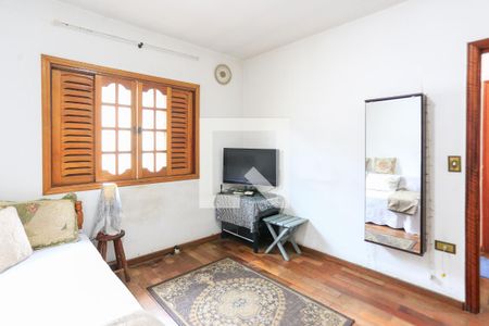 Casa à venda com 230m², 4 quartos e 4 vagas Casa à venda com 230m², 4 quartos e 4 vagasQuarto 3