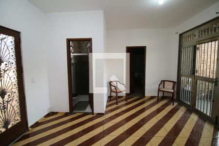 Casa para alugar com 250m², 3 quartos e 1 vagaSala 2º piso