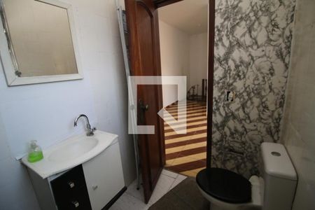 Casa para alugar com 250m², 3 quartos e 1 vagaBanheiro 2