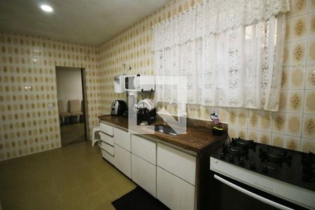 Casa para alugar com 250m², 3 quartos e 1 vagaCozinha