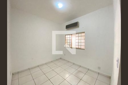 Casa à venda com 81m², 3 quartos e 1 vagaQuarto 3