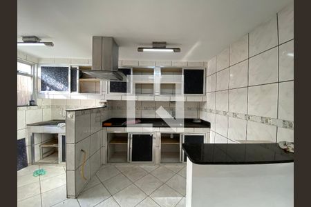 Casa à venda com 81m², 3 quartos e 1 vagaCozinha