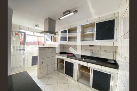 Casa à venda com 81m², 3 quartos e 1 vagaCozinha