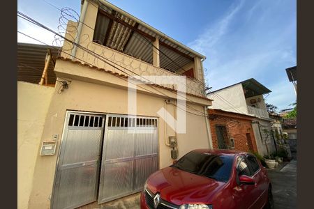 Casa à venda com 81m², 3 quartos e 1 vagaFrente da casa 