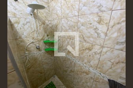 Casa à venda com 81m², 3 quartos e 1 vagaBanheiro