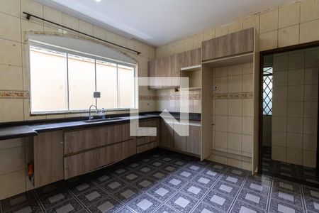 Casa para alugar com 320m², 3 quartos e 4 vagasCozinha