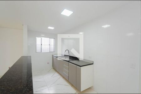 Cozinha de casa para alugar com 3 quartos, 142m² em Vila Zamataro, Guarulhos