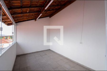 Casa para alugar com 142m², 3 quartos e 1 vaga Casa para alugar com 142m², 3 quartos e 1 vagaÁrea de Serviço