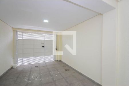 Casa para alugar com 142m², 3 quartos e 1 vaga Casa para alugar com 142m², 3 quartos e 1 vagaGaragem