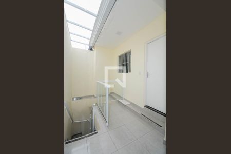 Entrada Social  de casa para alugar com 3 quartos, 142m² em Vila Zamataro, Guarulhos