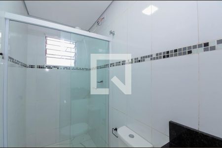 Banheiro do Quarto 2 - Suíte de casa para alugar com 3 quartos, 142m² em Vila Zamataro, Guarulhos