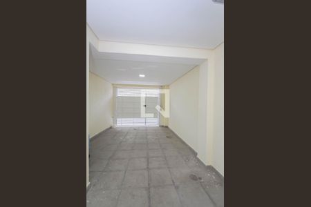 Garagem de casa para alugar com 3 quartos, 142m² em Vila Zamataro, Guarulhos