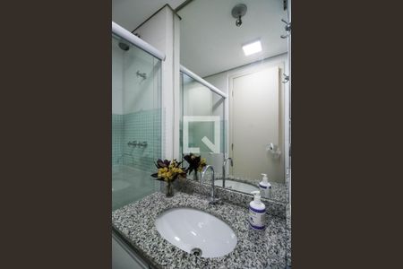 Apartamento à venda com 69m², 2 quartos e 1 vagaBanheiro 