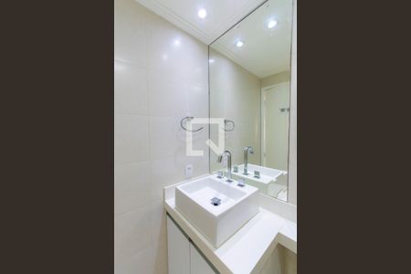 Apartamento à venda com 65m², 2 quartos e 1 vagaBanheiro da Suíte