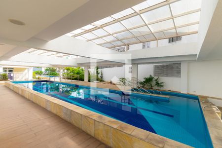 Apartamento à venda com 65m², 2 quartos e 1 vagaÁrea comum - Piscina