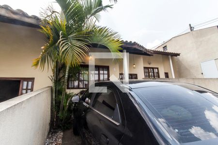 Casa de condomínio para alugar com 98m², 2 quartos e 2 vagasVista da Rua