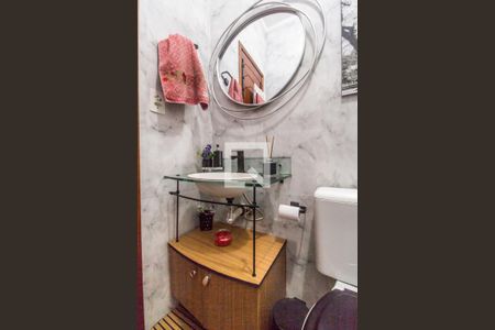 Casa de condomínio para alugar com 98m², 2 quartos e 2 vagasBanheiro