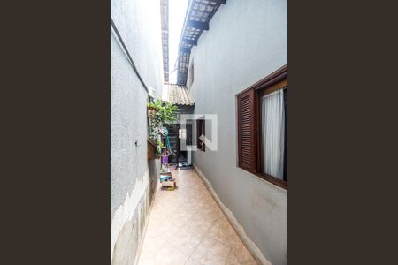 Casa de condomínio para alugar com 98m², 2 quartos e 2 vagasCorredor