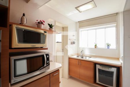 Apartamento à venda com 120m², 3 quartos e 3 vagasCozinha e Área de Serviço