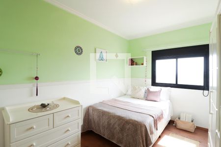 Apartamento à venda com 120m², 3 quartos e 3 vagasSuíte 2