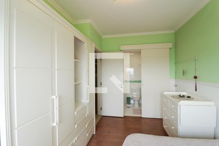 Apartamento à venda com 120m², 3 quartos e 3 vagasSuíte 2