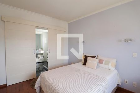 Apartamento à venda com 120m², 3 quartos e 3 vagasSuíte 1