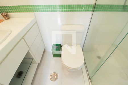 Apartamento à venda com 120m², 3 quartos e 3 vagasBanheiro da Suíte 2